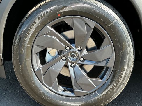 New 2026 Nissan Rogue SV AWD/4WD image 24