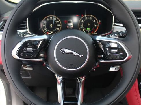 New 2026 Jaguar F-PACE R-Dynamic S image 17