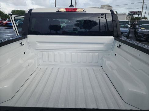 New 2026 Ford Maverick XL image 19