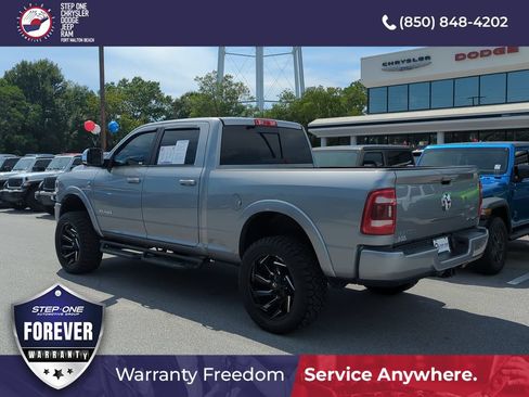 Used 2022 RAM 3500 Laramie AWD/4WD image 4