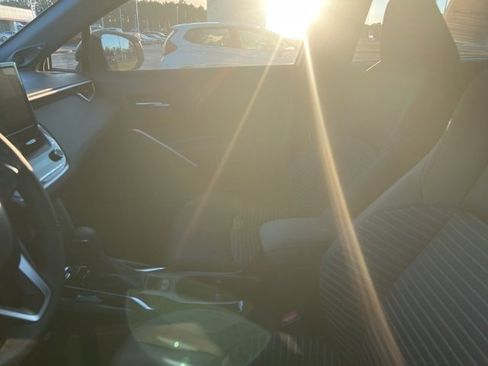 Used 2025 Toyota Corolla Cross AWD Hybrid image 6