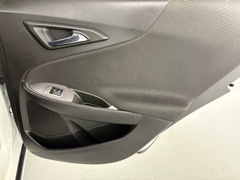 Used 2025 Chevrolet Malibu LT FWD image 39