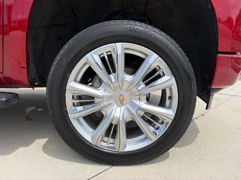 Used 2023 Chevrolet Silverado 1500 High Country w/ High Country Premium Package AWD/4WD image 58