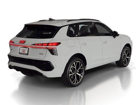 New 2026 Audi Q3 quattro 2.0T image 9
