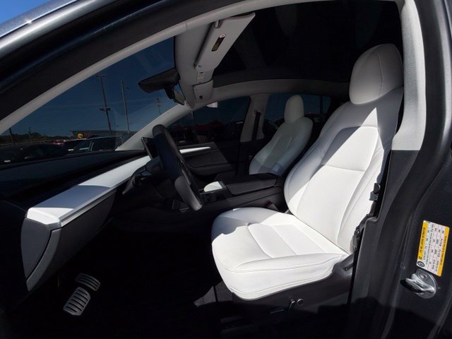 Used 2023 Tesla Model Y Long Range AWD/4WD image 8