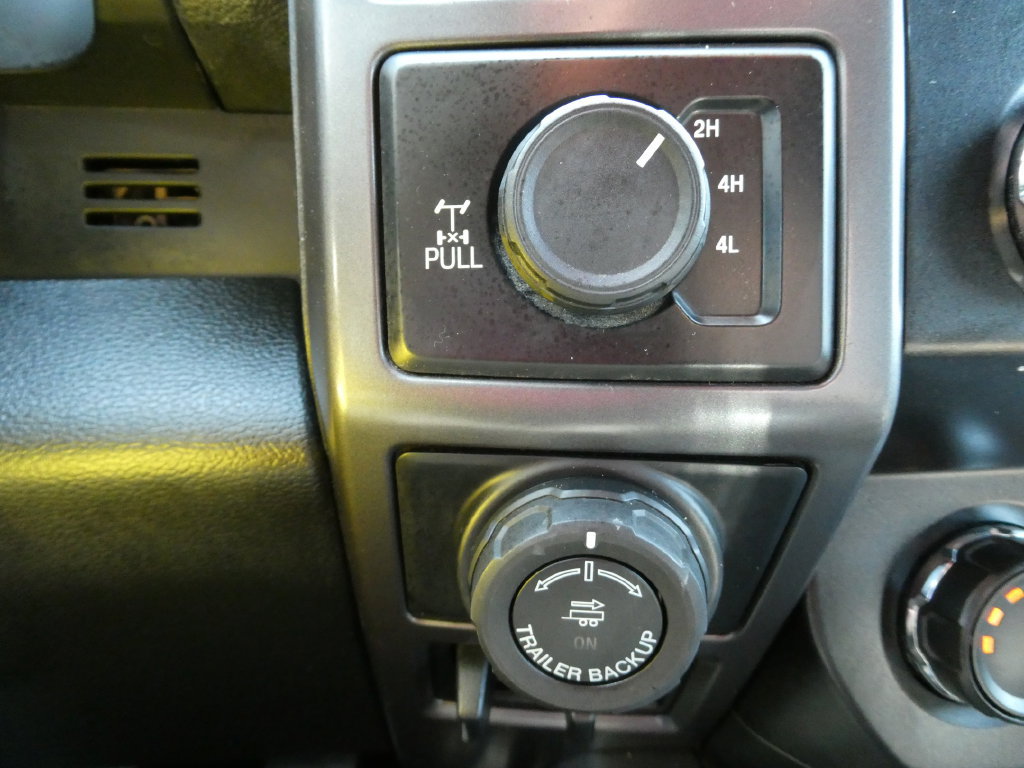 Used 2019 Ford F150 XLT w/ Equipment Group 302A Luxury AWD/4WD image 27