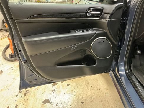 Used 2021 Jeep Grand Cherokee High Altitude image 15