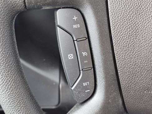 New 2026 Chevrolet Express 2500 w/ Driver Convenience Package RWD image 5
