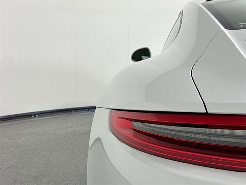 Certified 2017 Porsche 911 Carrera 4S image 16