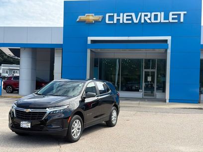 Used 2023 Chevrolet Equinox LS w/ LS Convenience Package