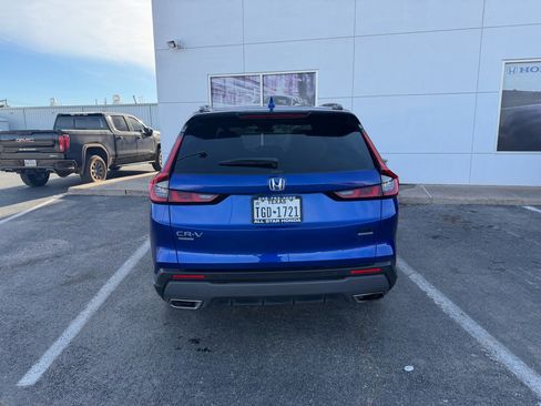 Used 2023 Honda CR-V Sport Touring image 3