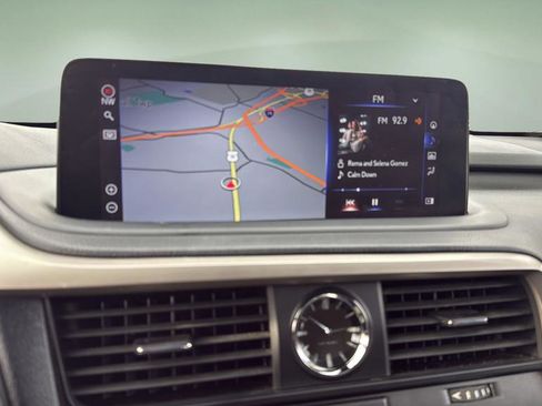 Used 2020 Lexus RX 350L Premium image 19