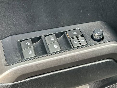 Used 2022 Toyota Tacoma TRD Off-Road w/ Technology Package image 13