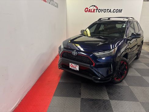 Used 2022 Toyota RAV4 XSE image 2