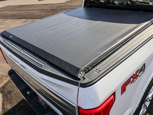 Used 2019 Ford F150 Limited image 12