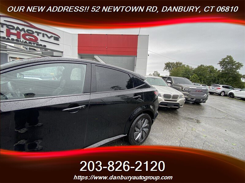 Used 2025 Nissan Ariya AWD image 6