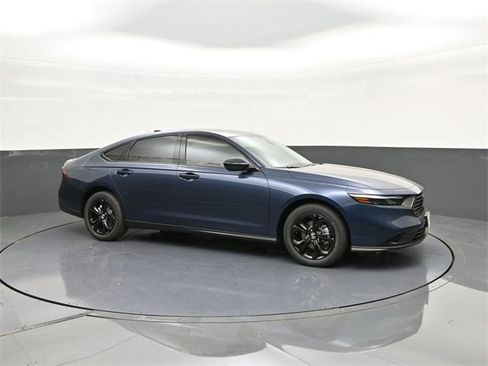 New 2025 Honda Accord SE image 14