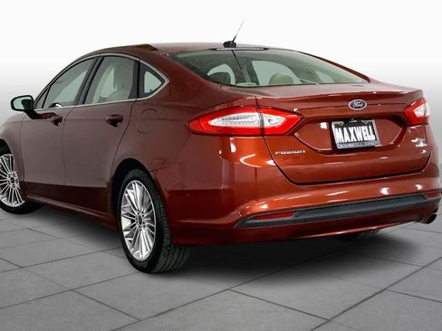 Used 2014 Ford Fusion SE w/ Equipment Group 202A image 10