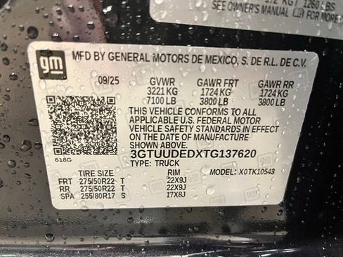 New 2026 GMC Sierra 1500 SLT w/ SLT Premium Package image 24