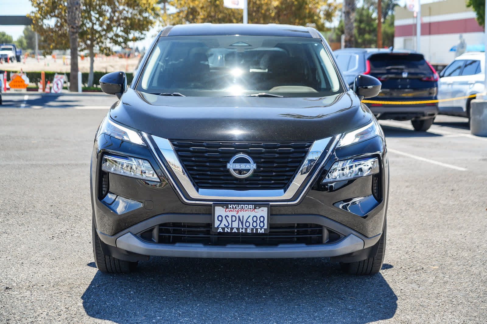 Used 2023 Nissan Rogue SV FWD image 4