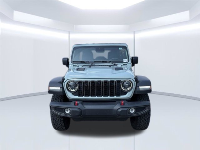 Used 2024 Jeep Wrangler Unlimited Rubicon w/ Technology Group AWD/4WD image 2