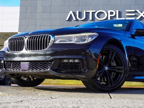 Used 2016 BMW 750i xDrive image 2