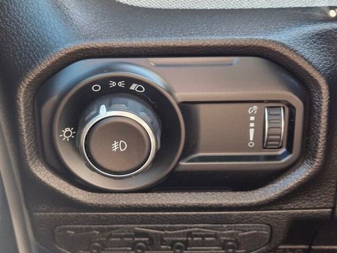 Used 2024 Jeep Wrangler Sport image 20