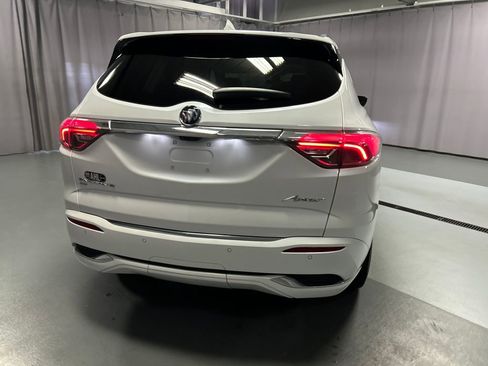 Used 2023 Buick Enclave Avenir w/ Avenir Technology Package AWD/4WD image 6