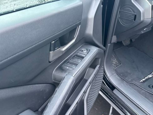 New 2025 Toyota Tacoma TRD Off-Road image 11