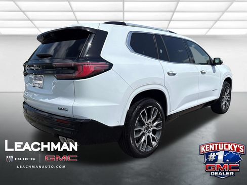 New 2026 GMC Acadia Denali Ultimate w/ LPO, Floor Liner Package AWD/4WD image 3