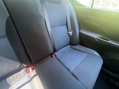 Used 2025 Nissan Versa SV FWD image 32