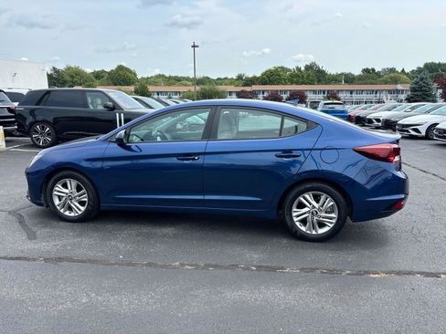 Used 2019 Hyundai Elantra Value Edition FWD image 2
