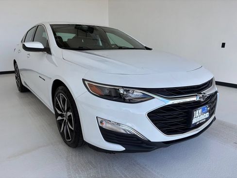 Used 2021 Chevrolet Malibu RS FWD image 12