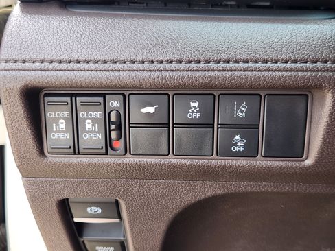 Used 2019 Honda Odyssey EX-L image 25