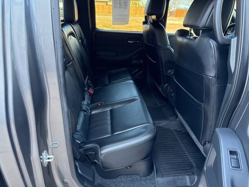 Used 2022 Nissan Frontier PRO-4X w/ Pro-4X Premium Package image 10