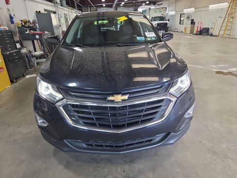 Used 2021 Chevrolet Equinox LT AWD/4WD image 2