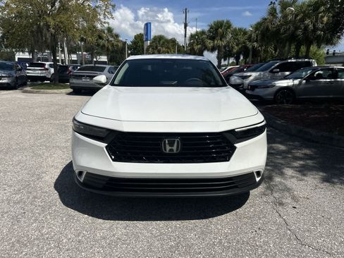Used 2024 Honda Accord EX image 9
