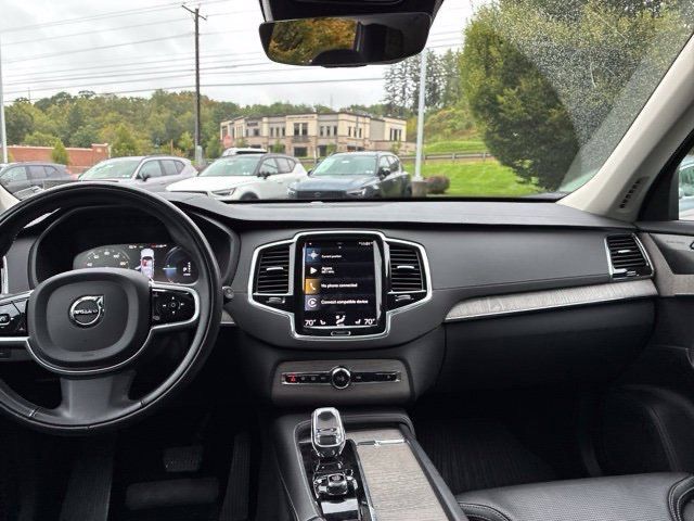Used 2022 Volvo XC90 T8 Inscription w/ Advanced Package AWD/4WD image 9
