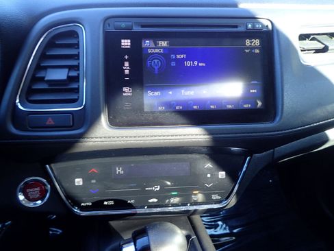 Used 2017 Honda HR-V EX image 21