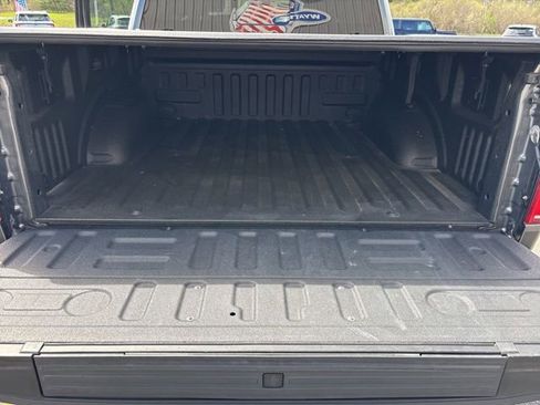 Used 2019 Ford F150 XLT w/ Equipment Group 302A Luxury AWD/4WD image 13