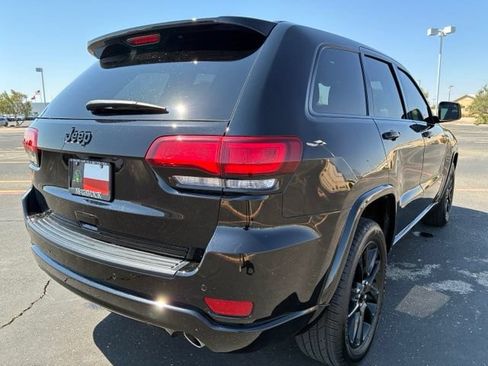 Used 2021 Jeep Grand Cherokee Laredo X RWD image 6