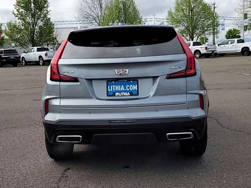 Used 2024 Cadillac XT4 Premium Luxury AWD/4WD image 7