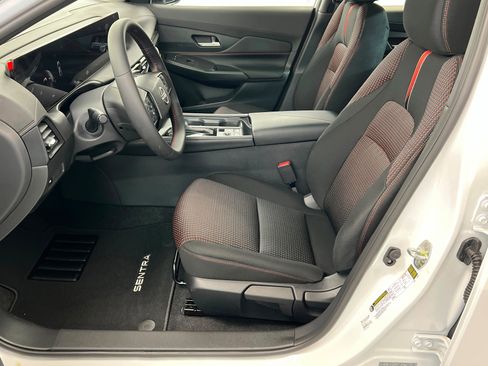 New 2026 Nissan Sentra SR image 17