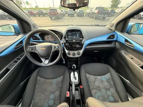 Used 2018 Chevrolet Spark LT FWD image 14