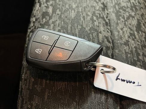 Used 2024 Chevrolet Colorado ZR2 w/ Safety Package image 26