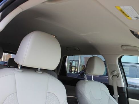 Used 2023 Kia Sorento SX Prestige image 37