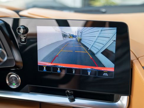 Used 2021 Chevrolet Corvette Stingray Premium Cpe w/ Z51 Performance Package image 21