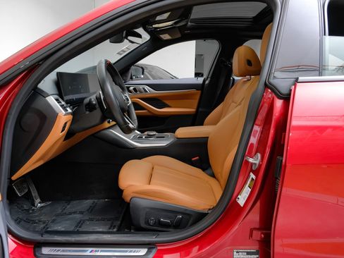 Used 2025 BMW M440i image 4