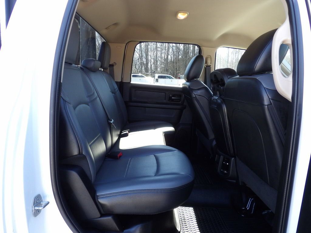 Used 2020 RAM 5500 Tradesman RWD image 35