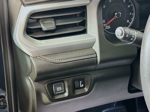 Used 2019 GMC Acadia SLE image 11